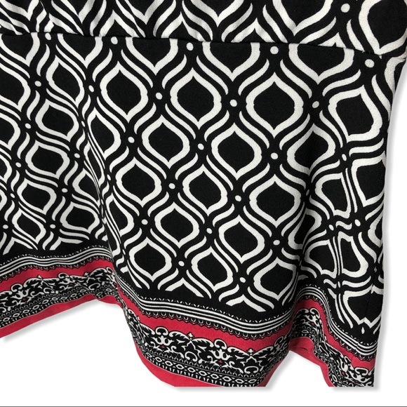 WHITE HOUSE BLACK MARKET v-neck tunic | S - Picture 5 of 6